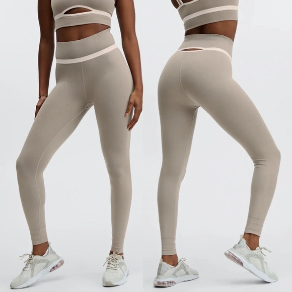Fabletics | SculptKnit Cut Out Back Leggings High Waisted Moisture Wicking - Picture 1 of 8